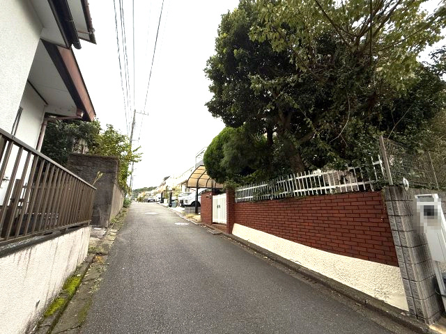 閑静な住宅街　整形地の前面道路含む現地写真|前面道路