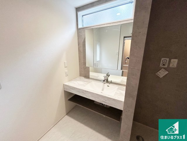 藤井寺市小山　新築一戸建ての外観|現在建築中！落ち着いた街並みで新生活を始めることが出来そう！周辺の物件も併せてご紹介させて頂きます！