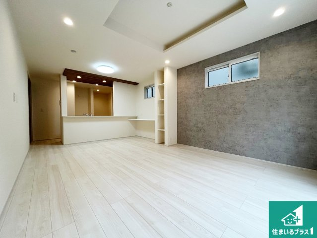 藤井寺市小山　新築一戸建ての外観|周辺は落ち着いた街並みの住宅地！子育てがしやすい住環境です！まだ未完成ですが、現地でしかわからない事もございます。是非一度ご覧ください。