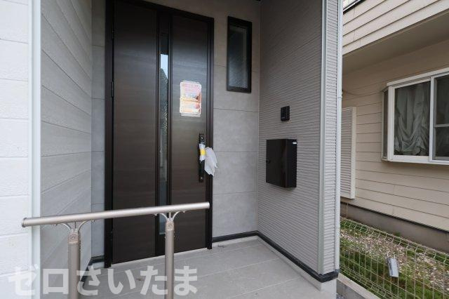 《仲介手数料無料》西区大字内野本郷929-16(全1戸)新築一戸建てリガーレの玄関|撮影日 2025年12月1日 16:00 晴れ