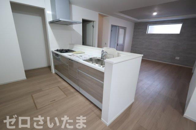 《仲介手数料無料》西区大字内野本郷929-16(全1戸)新築一戸建てリガーレのキッチン|撮影日 2025年12月1日 16:00 晴れ