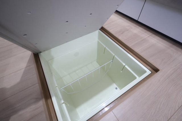 《仲介手数料無料》西区大字内野本郷929-16(全1戸)新築一戸建てリガーレのキッチン|撮影日 2025年12月1日 16:00 晴れ