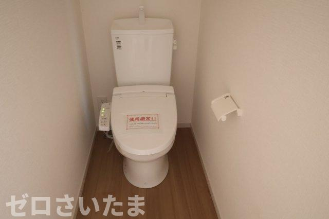 《仲介手数料無料》西区大字内野本郷929-16(全1戸)新築一戸建てリガーレのトイレ|撮影日 2025年12月1日 16:00 晴れ