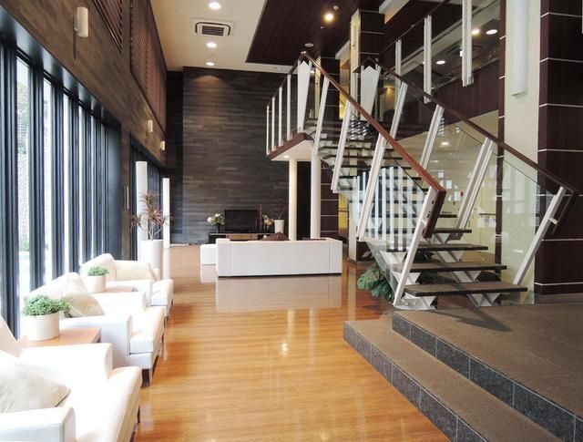 パークキューブ西ヶ原ステージのエントランス