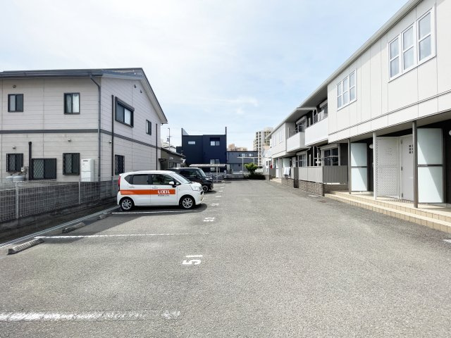 シャーメゾンマルシェ　D棟の駐車場