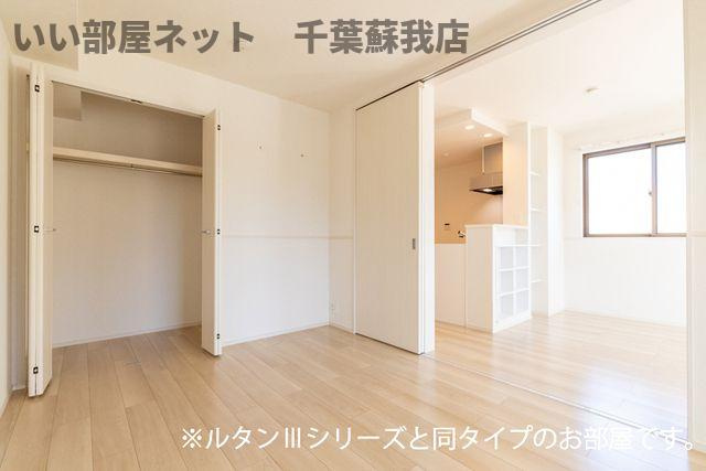 アヴァンセⅢの収納|こまごまとしたものを収納できそうですね