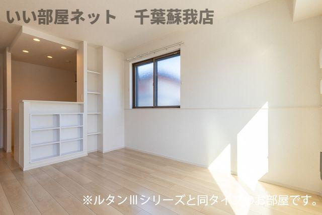 アヴァンセⅢの居間・リビング|使いやすい居間です