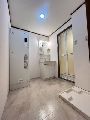 【その他】 | グランド・ソレイユ | グランド・ソレイユ　洗濯機置き場