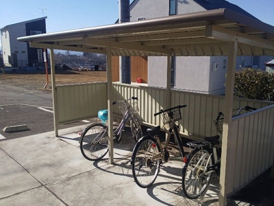 【その他】 | レオネクストシルクⅢ | 駐輪場