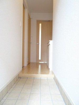 【玄関】 | ラルーチェ・ハルカ