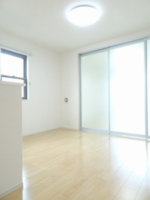 【居間・リビング】 | ラルーチェ・ハルカ