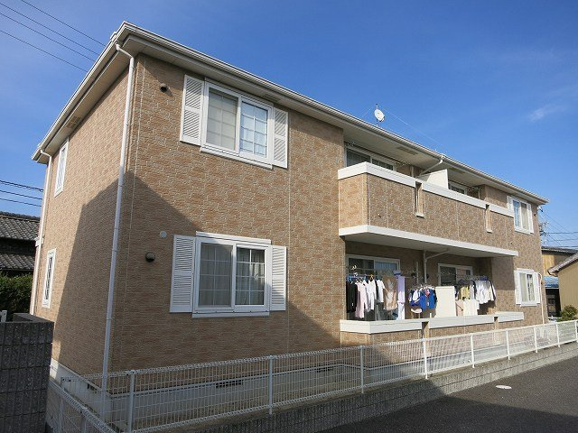 ラ・セゾンⅡの外観|外観もきれいです