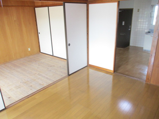 【洋室】 | 守マンション