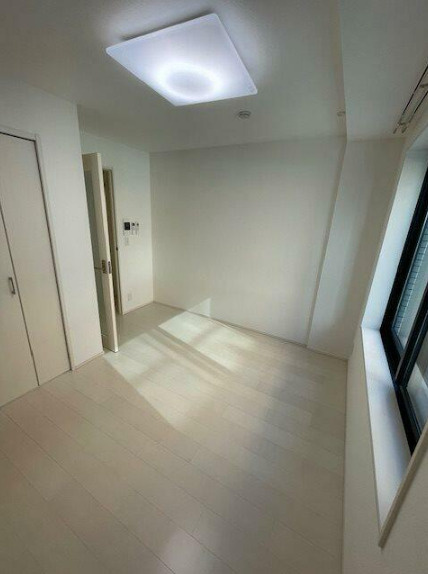 ハーモニーフラッツ神楽坂の居間・リビング