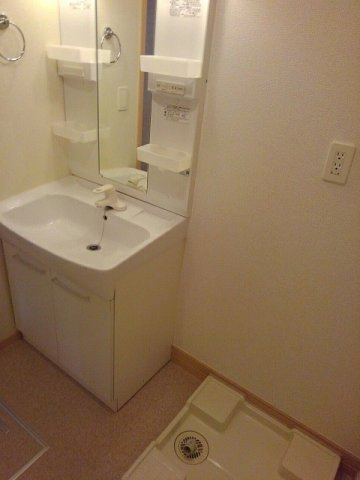 メゾンソレイユの洗面所|使いやすい洗面所です