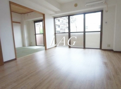 【居間・リビング】 | アレグリア芝山 | 洋室のお部屋です。