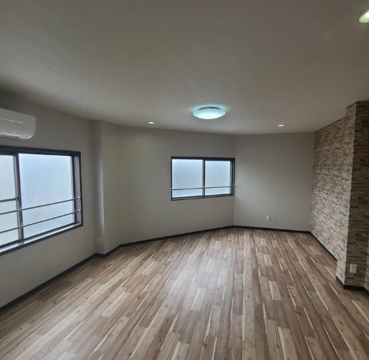 大阪市西成区南開２丁目の店付住宅