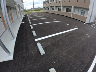【駐車場】 | 広々とした駐車場なので駐車しやすいです