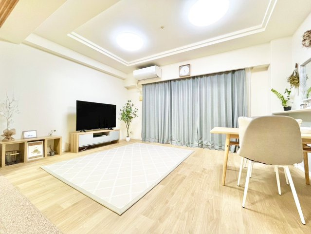 アルファステイツ加古川本町の居間・リビング|リビングダイニング