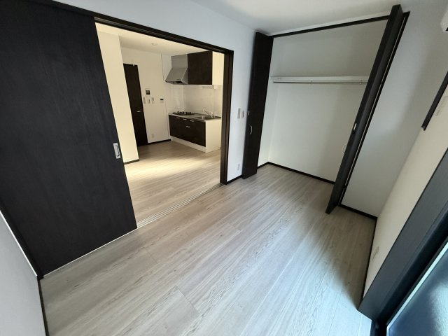 H and P緑地公園の寝室