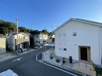 【展望】 | 園山２丁目 | お部屋にも爽やかな風と暖かく柔らかな日差しが差し込み、毎日の暮らしを豊かに彩ります。