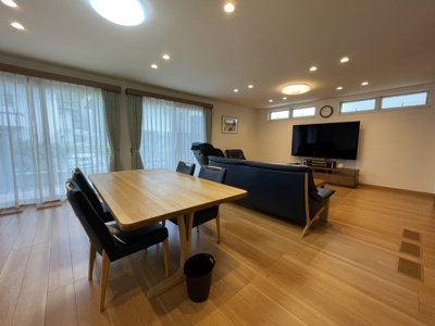 【居間・リビング】 | 園山２丁目 | 家族との時間、自分の時間共に大切にできる空間がここにあります。