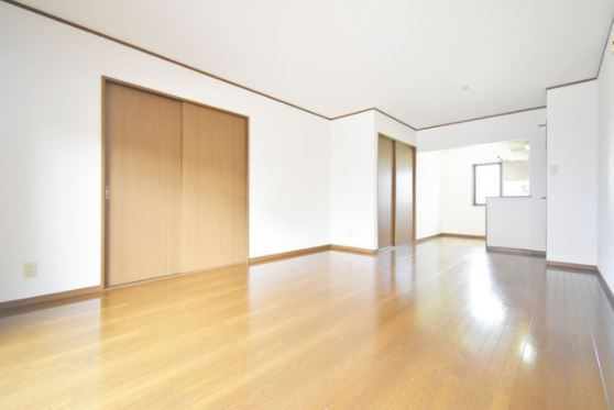 第2グリーンコーポ長門【キャッシュバック対象物件】の居間・リビング|居間です