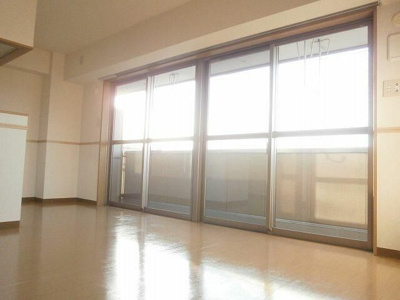 【バルコニー】 | 中富ビル