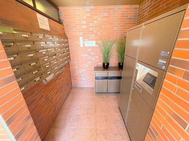 タイガーマンションのロビー