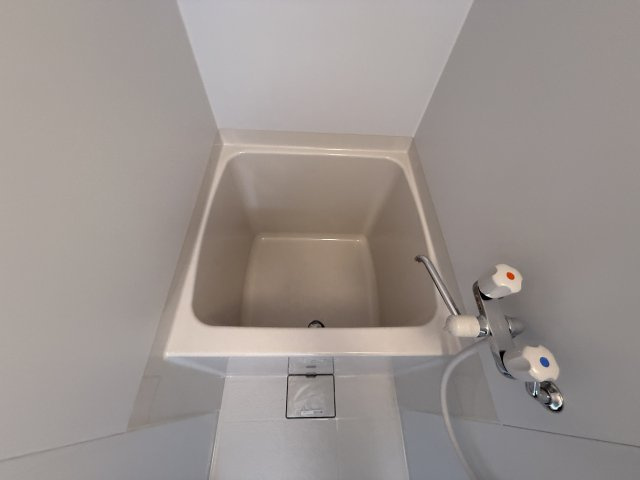 ハイツAwaの浴室