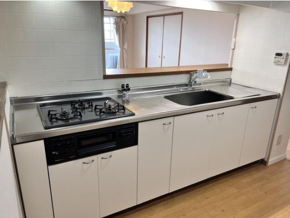 メゾンドールウイングヒルズのキッチン