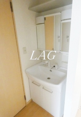 【洗面所】 | ヒルトップ稲毛 | 洗面台です。