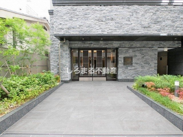 メインステージ京町堀のエントランス