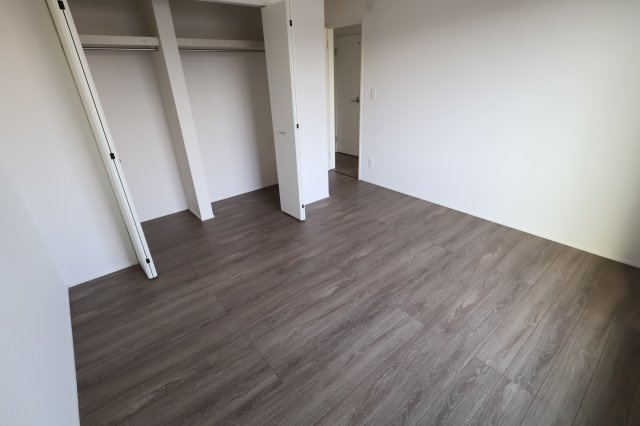 《仲介手数料無料》見沼区大字南中丸783-2(全1戸)新築一戸建てグラファーレの洋室