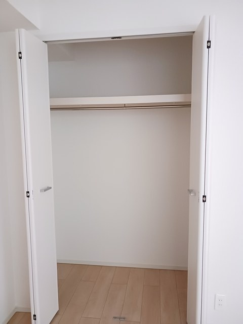 バースロケーションの収納