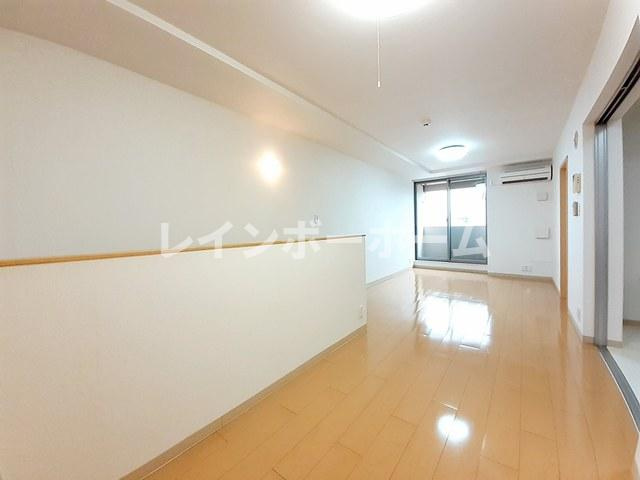 ジェルメの居間・リビング