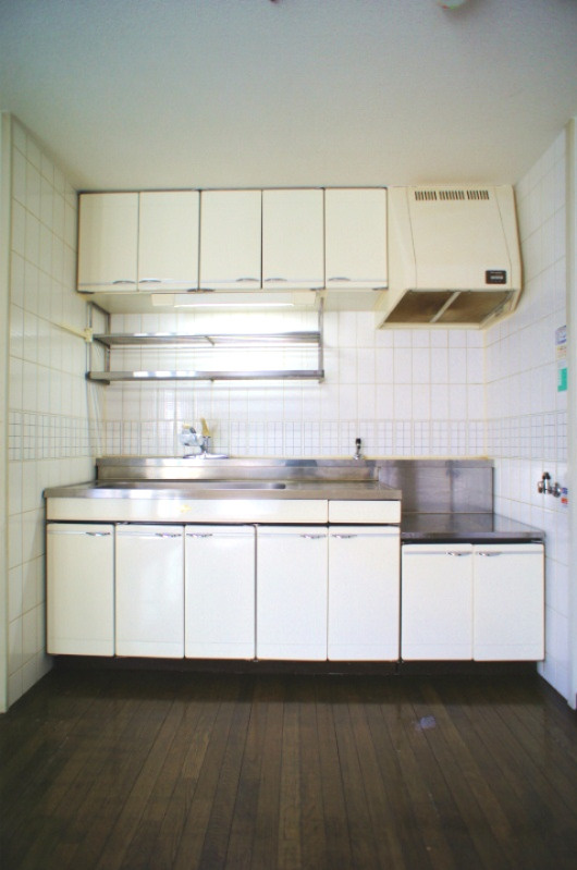 トーカンキャステール日の出町【キャッシュバック対象物件】のキッチン|きれいなキッチンです