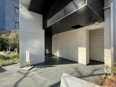 【エントランス】 | アトラス日暮里 | ゆとりのあるエントランスです