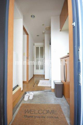 エステムコート難波ミューステージの玄関