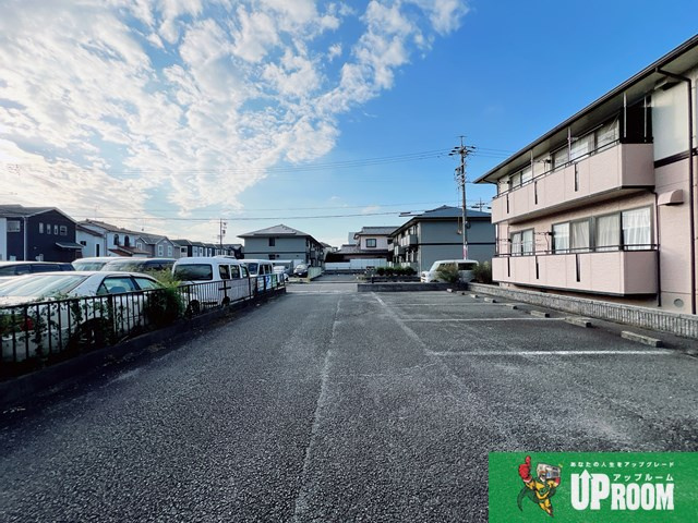 コンフォートの駐車場