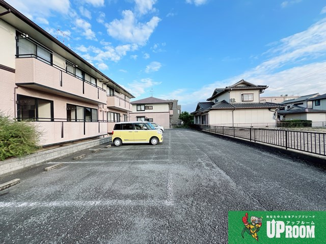 コンフォートの駐車場