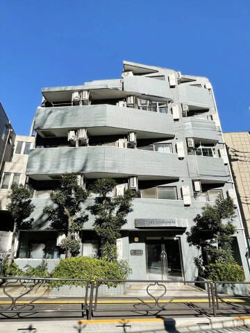 スカイコート本郷東大前の外観