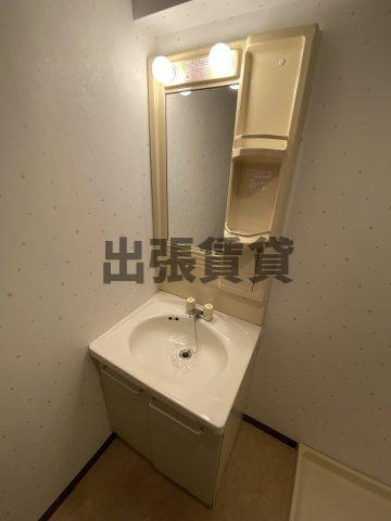 サンユーハイツ滝の水の独立洗面台