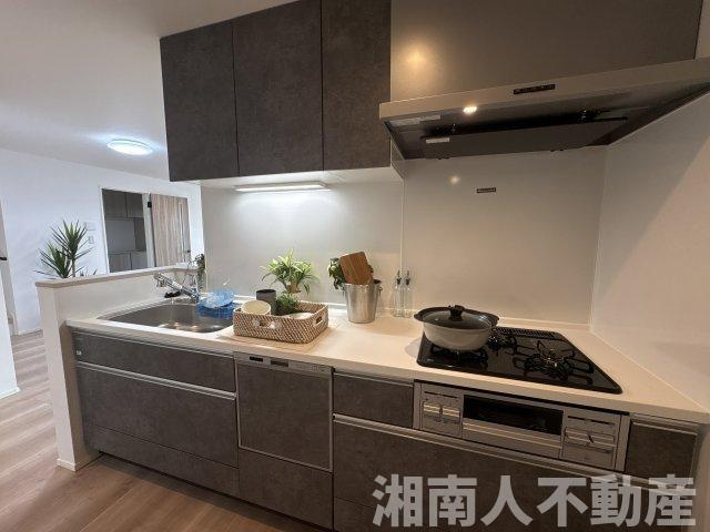 茅ヶ崎市中島　新築戸建のキッチン|コンパクトなキッチンで掃除もラクラク