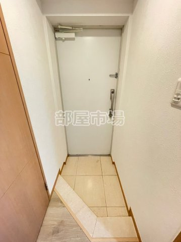 UNREVE秋葉原　-アンレーヴ秋葉原-の玄関