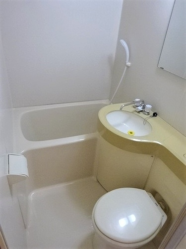 ライオンズマンション神戸西橘通の浴室|３点ユニットバス　※前回募集時／２０２２年４月の写真