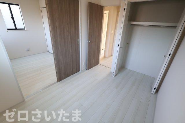 《仲介手数料無料》上尾市二ツ宮1078-2新築一戸建てハートフルタウンの洋室