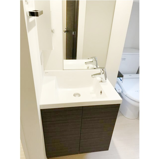 REALIZE新宿の内装|きれいな内装です