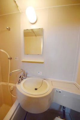 【洗面所】 | ストークハイツクサノ | 洗面台です