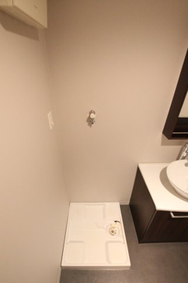 【設備】 | AVENIR | 室内洗濯機置場